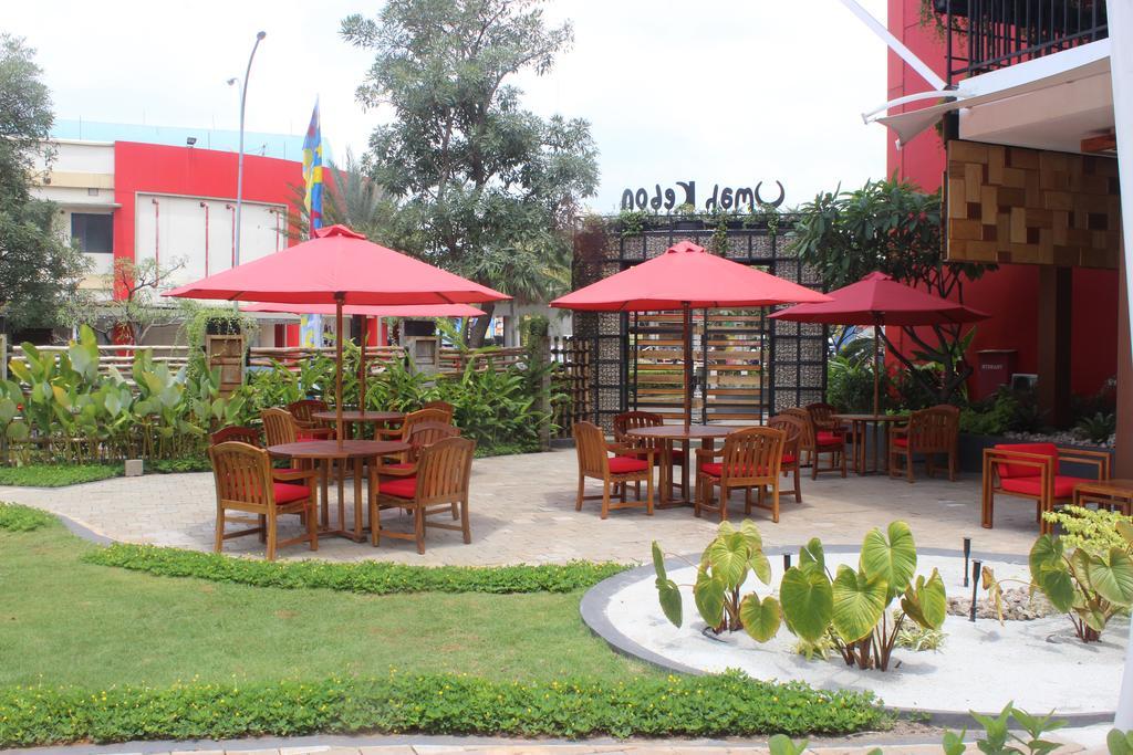 Metland Hotel Bekasi Esterno foto